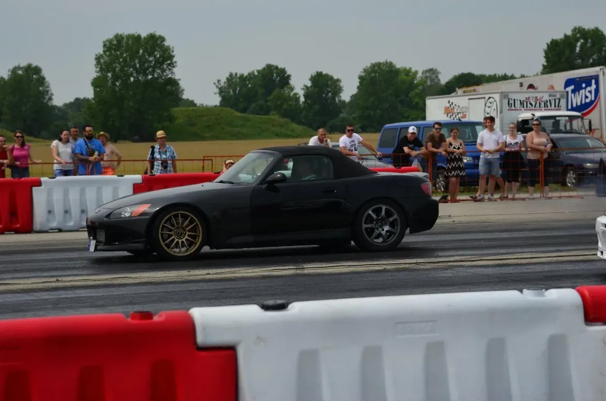 Sandor Vogelsinger's Honda s2000 Drag Car – 10.140s ET Record